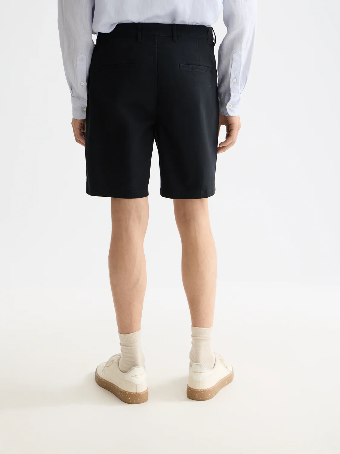 Essentials Stuart Cotton-blend twill regular short - Image 11