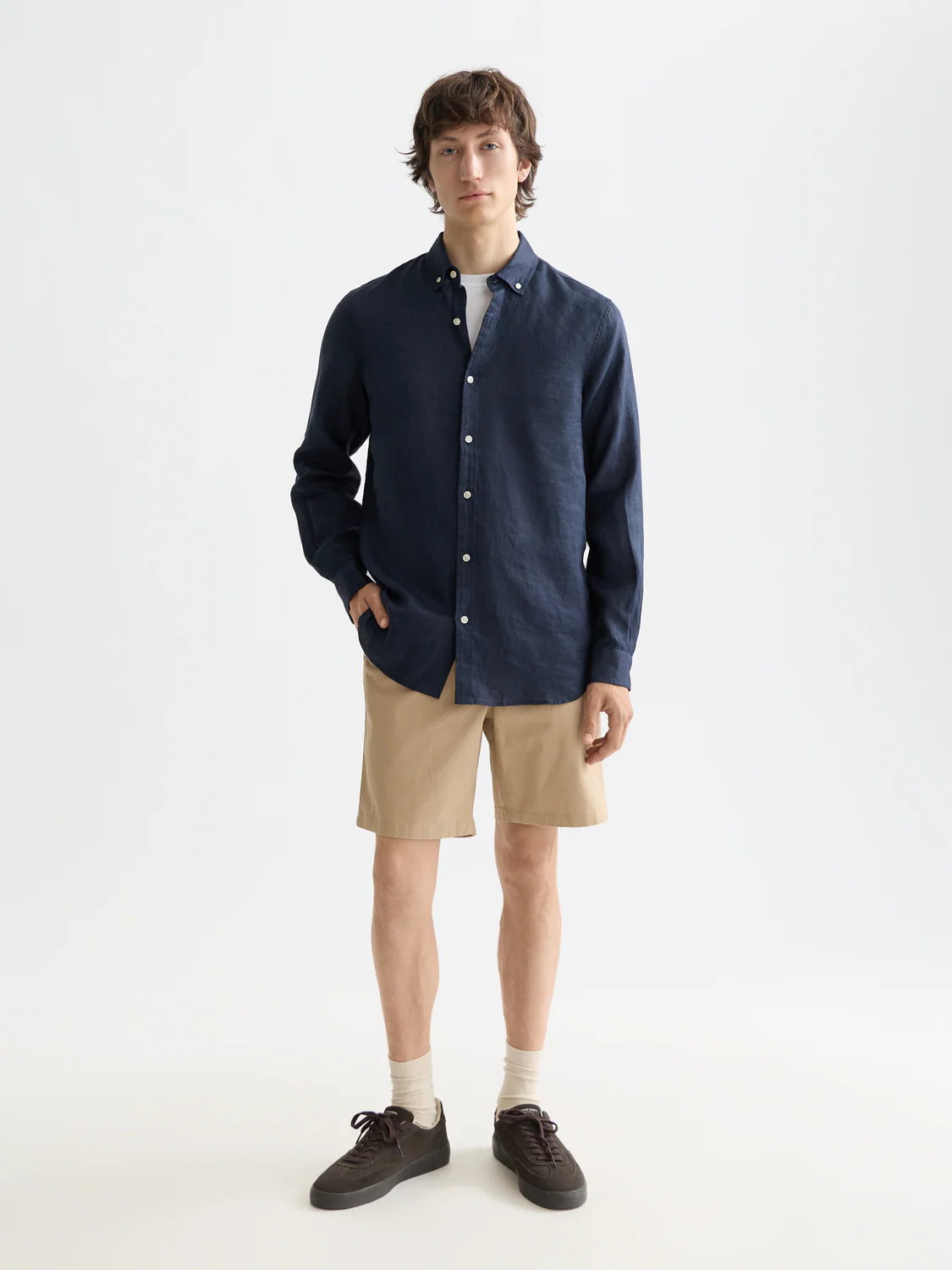 Essentials Stuart Cotton-blend twill regular short - Image 15
