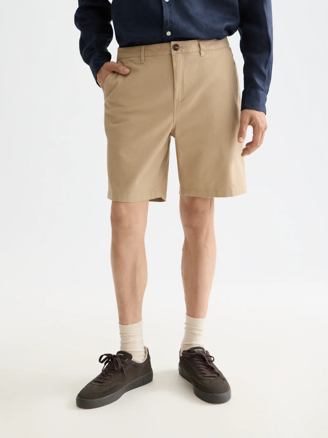 Essentials Stuart Cotton-blend twill regular short - Image 16