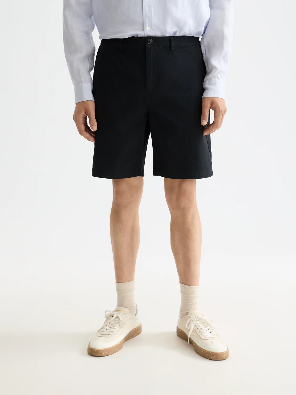 Essentials Stuart Cotton-blend twill regular short - Image 9