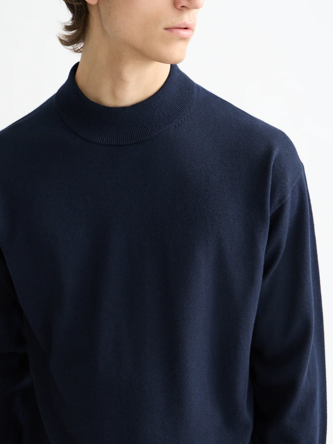 Essentials MOCK NECK PULLOVER - Image 10