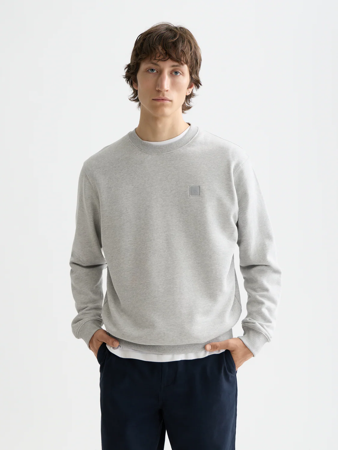 Essentials LOGO SWEATSHIRT - Image 15