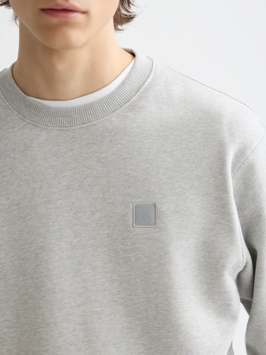 Essentials LOGO SWEATSHIRT - Image 16