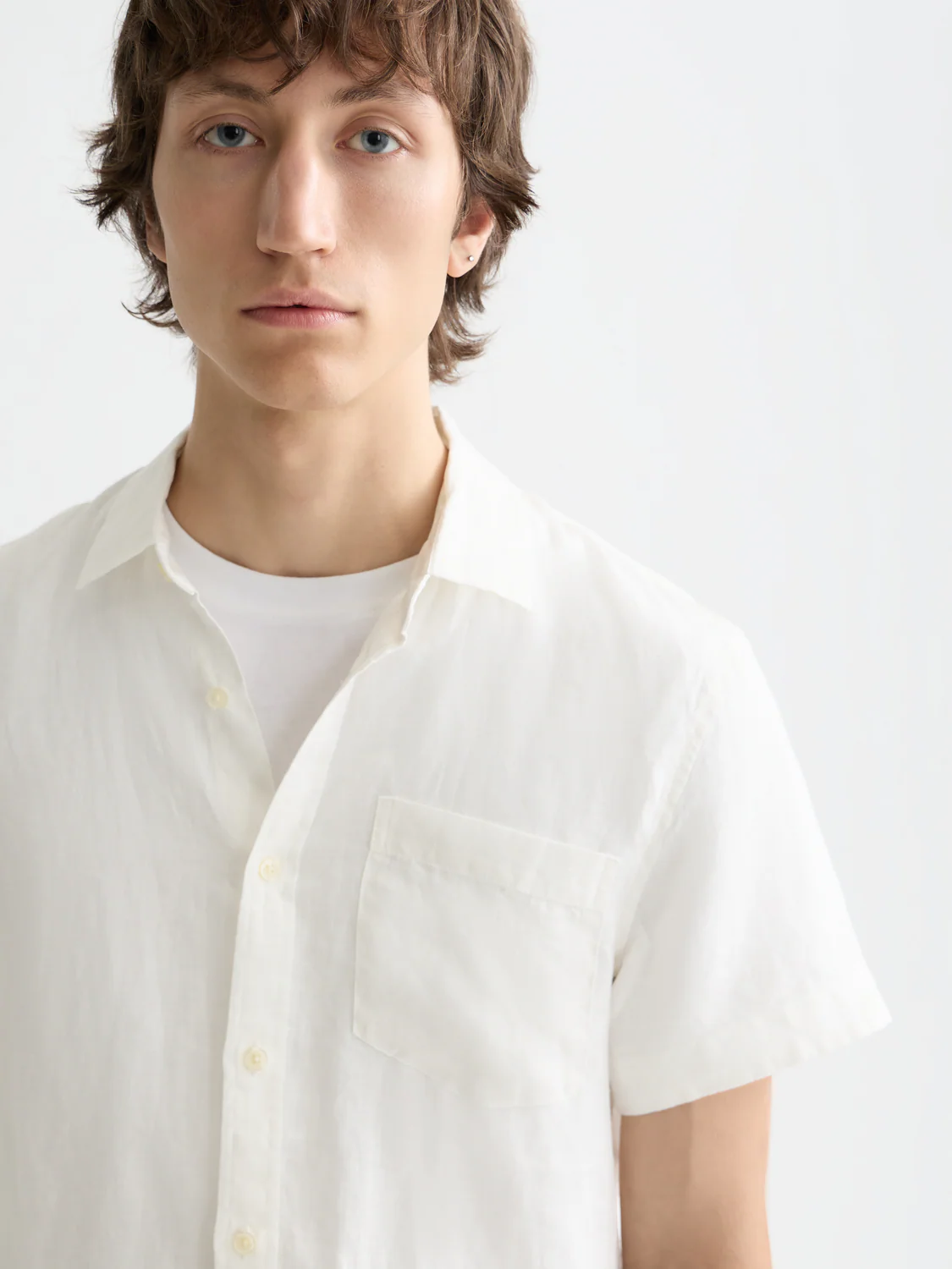 Essentials Linen Shirt - Image 3
