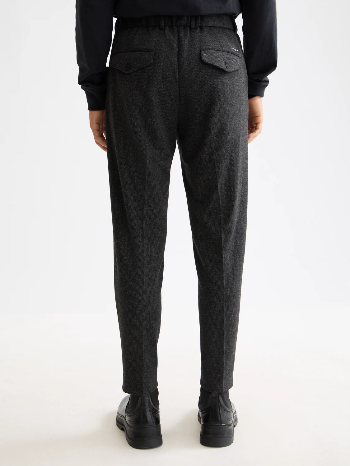 Finch Tailored jersey regular tapered jogger - Image 4