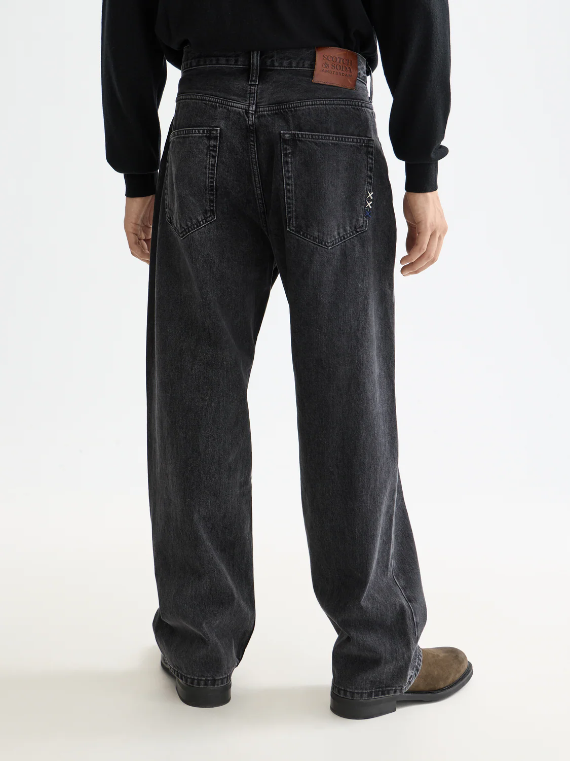 Essentials The Pitch Loose Denim - Image 4
