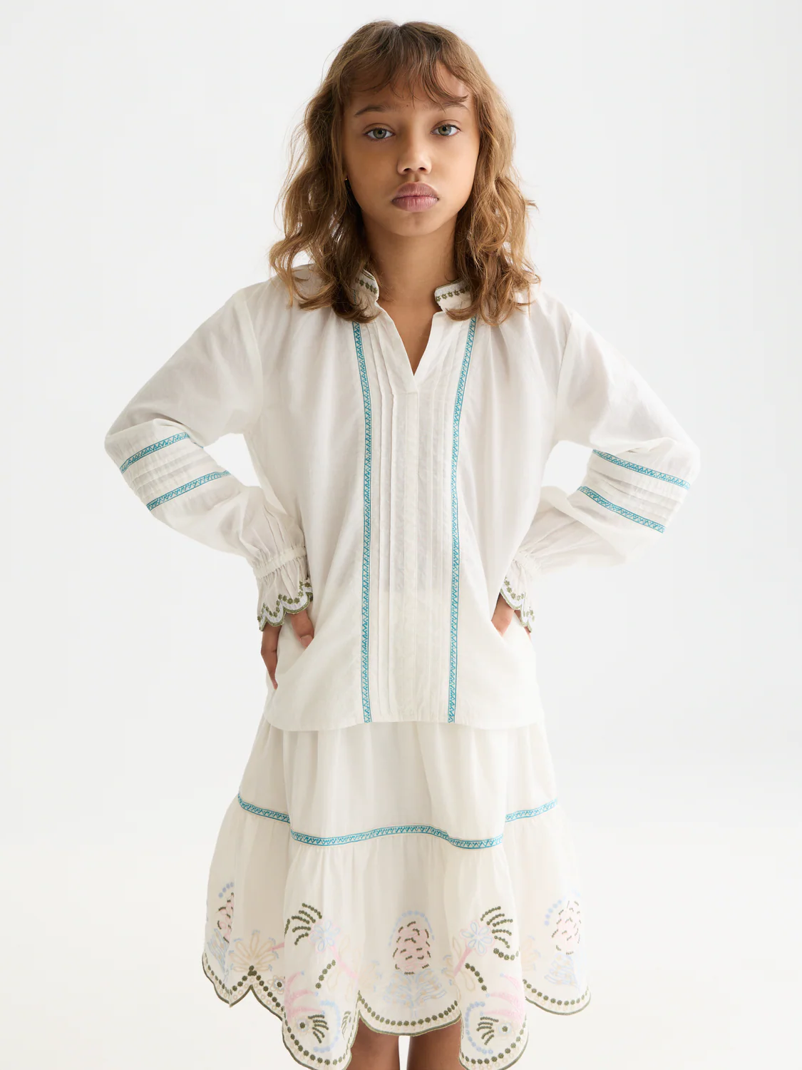 Girls Embroidered long-sleeve cotton shirt - Image 3