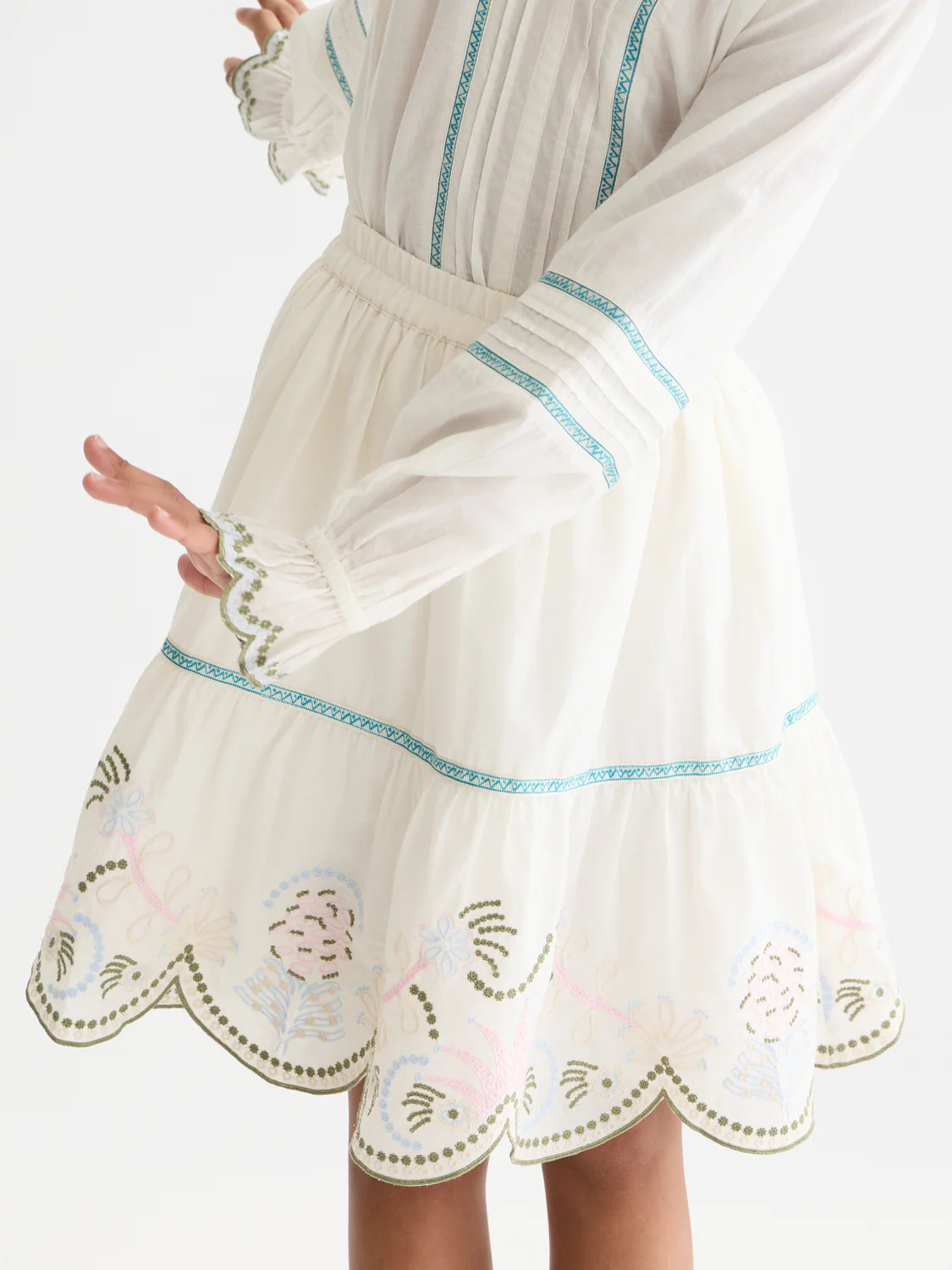 Girls Embroidered cotton skirt - Image 3