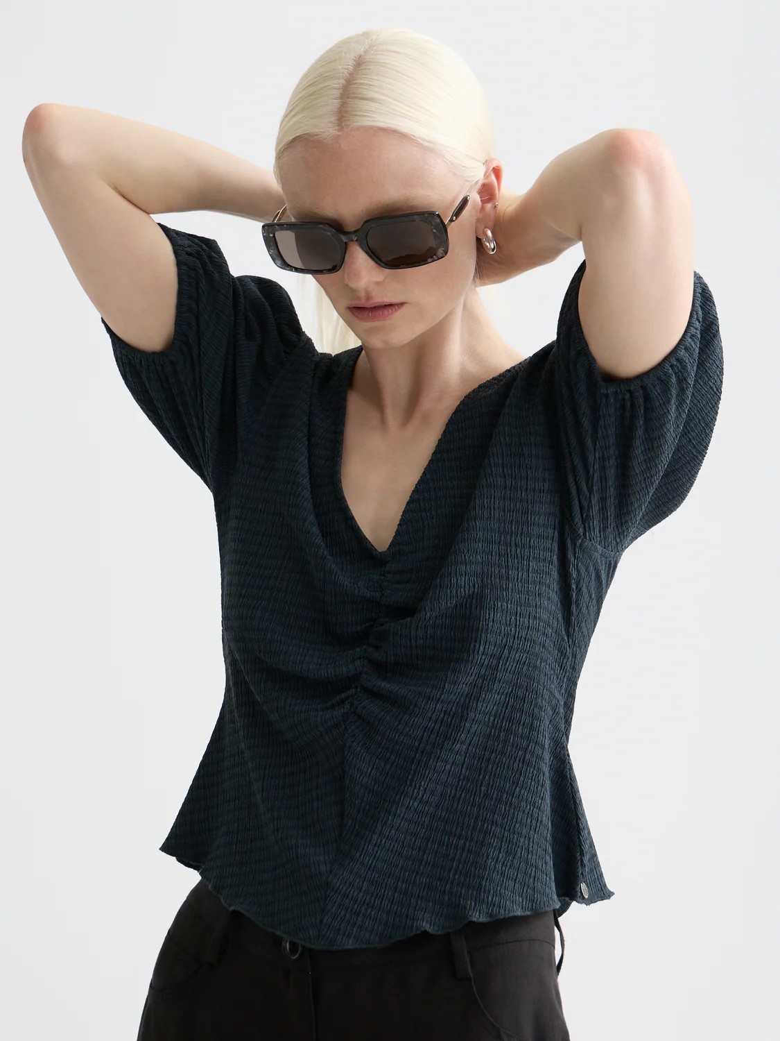 Structured V-neck top - Image 3