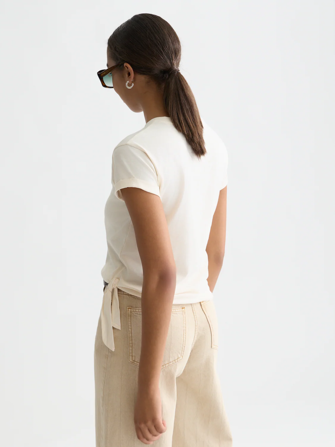 Artwork Knot T-shirt - Image 4